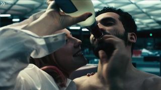 Elisa Schlott - Fremde Tochter (2017) sexy nude scene