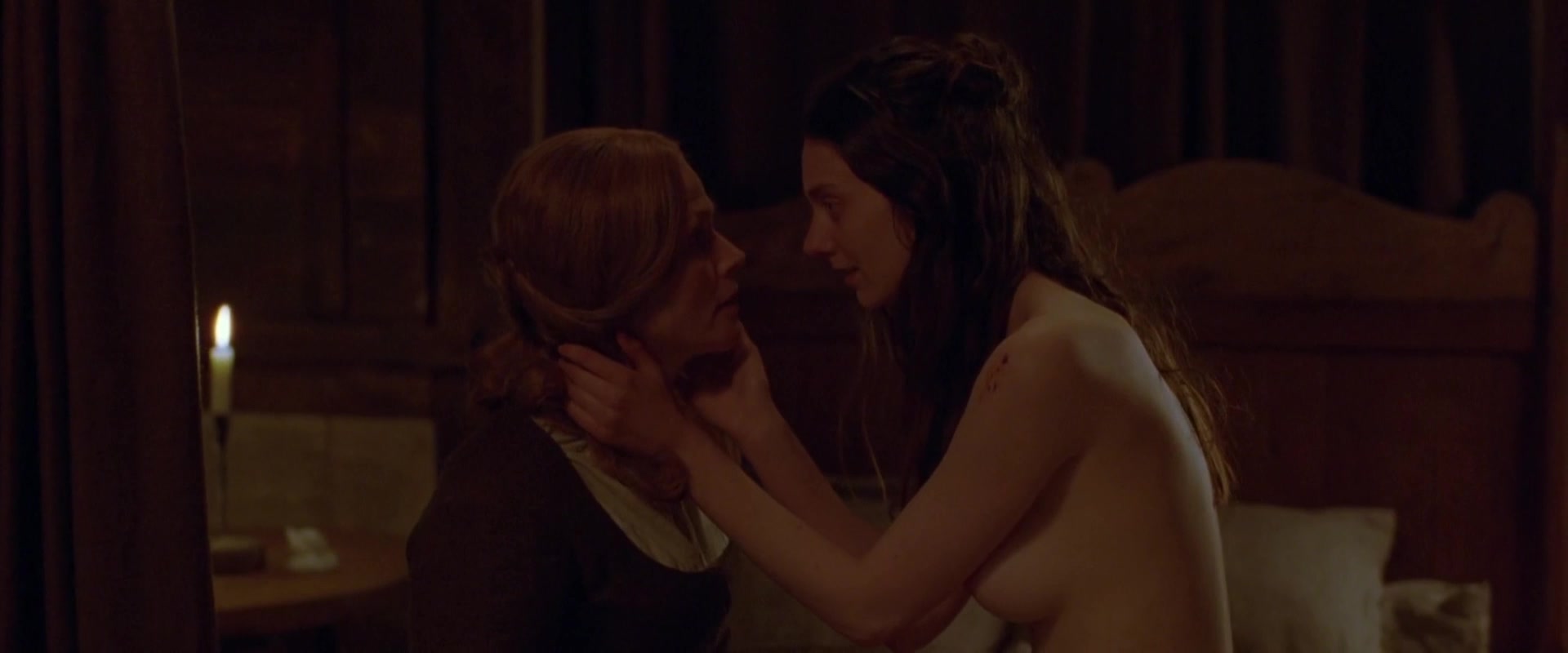 Tanya Reynolds, Maxine Peake nude – Fanny Lye Deliver’d (2019)