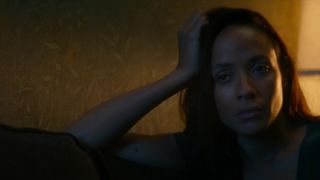 Danielle Campbell , Dania Ramirez - Tell Me a Story s01e01 (2018) Hot 1080p_1