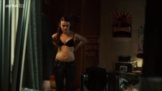 Claudia Eisinger, Anna Graenzer nude - 13 Semester (2009)