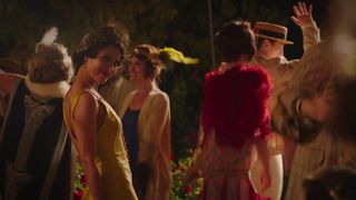 Gemma Arterton, Gugu Mbatha-Raw hot - Summerland (2020)