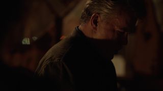 Jennifer_Lopez_-_Shades_of_Blue_s01e03-04 (2016)