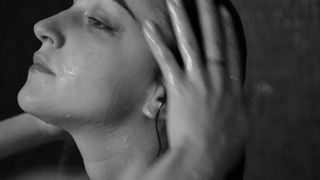 Colomba Giovanni - Respire (2015) Naked sexy videos