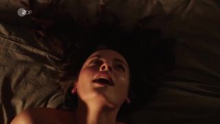 Paula Schramm - Inga Lindstrom - Die andere Tochter (2018) Naked actress in a hot scene