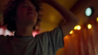 Olivia Lonsdale, & other actresses - Sirene (2018) Naked sexy video