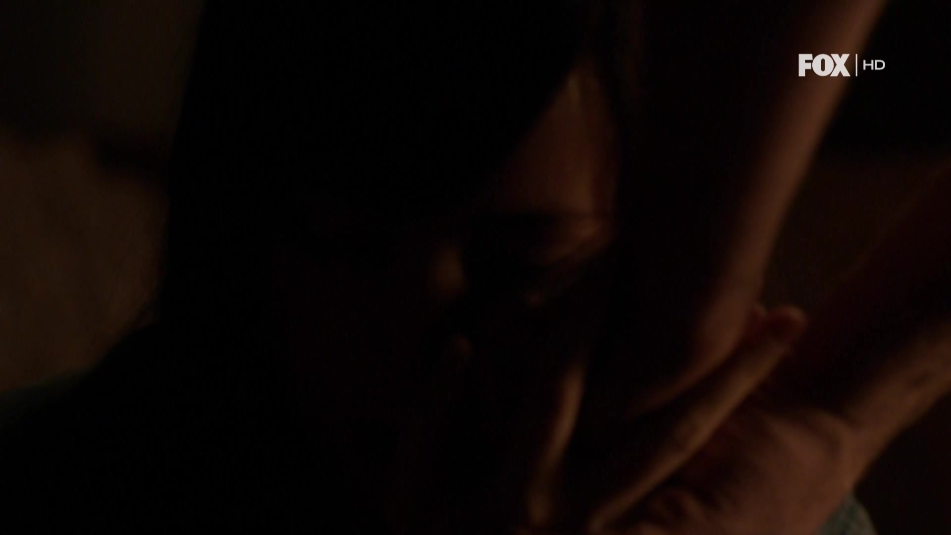 Kate Lyn Sheil – Outcast s01e07 (2016) Sexy movie video