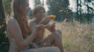 Milena Tscharntke, Matilda Merkel - Raus (2018) Hot movie scene