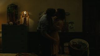 Hannah Gross - Mindhunter s01e01-07 (2017) Censored nude scene
