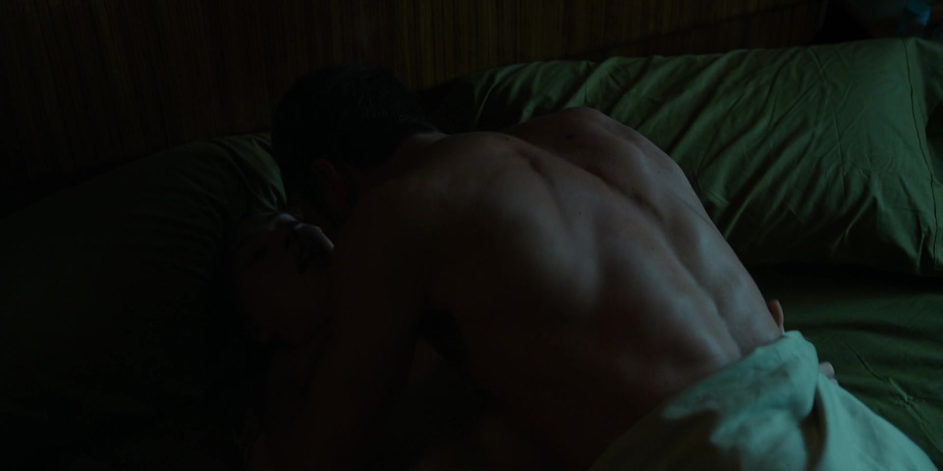 Deborah Francois nude – The Paramedic (El practicante) (2020)