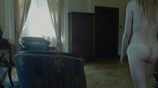 Agata Zabinska naked - Araneidae (2019)