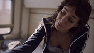 Dilan Cicek Deniz - One-Way to Tomorrow (Yarina Tek Bilet) (2020) celebrity hot scene