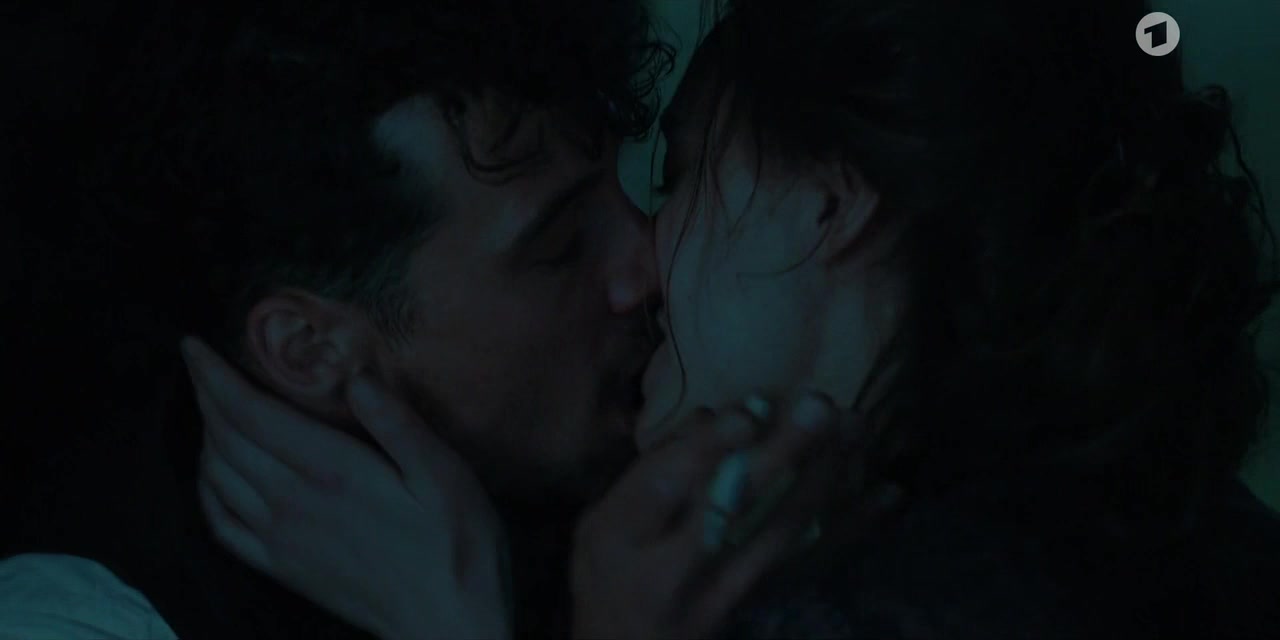 Mercedes Muller nude – Oktoberfest 1900 (2020) (Season 1, Episode 1)