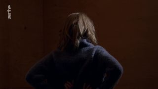 Alice Taglioni - L'annonce (2015) sex topless scenes