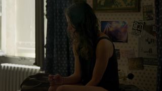 Isabel Aime Gonzalez-Sola - Fete de famille (2019) Sexy movie scene