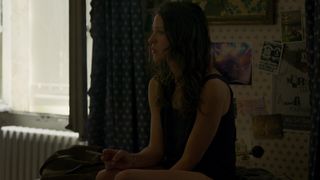 Isabel Aime Gonzalez-Sola - Fete de famille (2019) Sexy movie scene