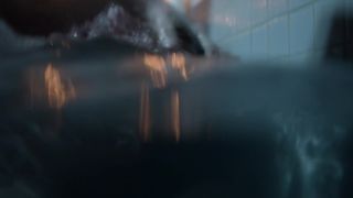 Adele Simphal, Amelie Daure - Face au Diable s01e02-07 (2016) celebs topless scenes