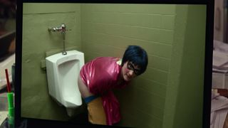 Grace Van Patten - The Meyerowitz Stories New and Selected (2017) Naked movie scene