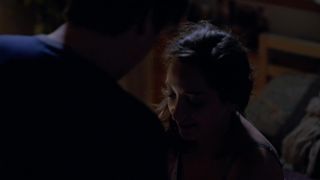 Jamie Lee - Crashing s02e01 (2017) Naked movie scene