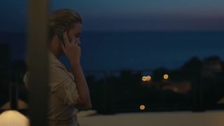 Virginie Efira - Un homme a la hauteur (2016) Сut naked video