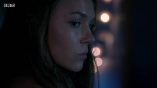 Synnove Karlsen, Lyndsey Craig - Clique s01e01-02 (2017) Hot scenes