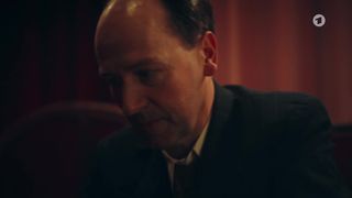 Clara Große - Unsere wunderbaren Jahre (2020) Naked actress in a movie scene