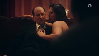 Clara Große - Unsere wunderbaren Jahre (2020) Naked actress in a movie scene