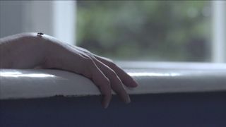 Jowita Budnik naked - Ptaki spiewaja w Kigali (2017)