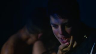 Giselle Batista, Dora Figueiredo, Mia Mello - Homens s02e08 (2020) Hot of staging scene