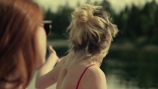 Erin Margurite Carter, Grace Glowicki - Suck It Up (2017) celeb hot scene