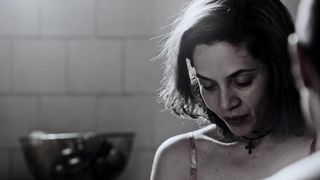 Marina Provenzzano - Legalize Ja Amizade Nunca Morre (2017) celebs hot movie scene