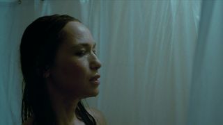 Sharon Taylor - Ghost Wars s01e05 (2017)
