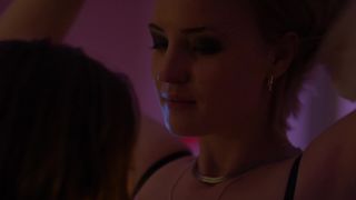 Sarah Mahita, Emma Drogunova - Bonnie _ Bonnie (2019) sexy hot scene