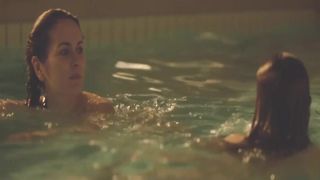 Jella Haase, Marie-Lou Sellem, sexy actress - Looping (2016) Censored celebs scene