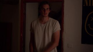 Lola Saint-Gilles sexy - Adele en aout (2016)