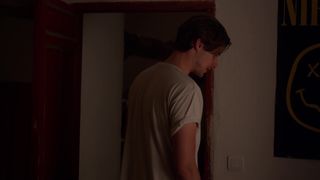 Lola Saint-Gilles sexy - Adele en aout (2016)