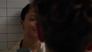 Jacqueline Toboni, Sophia Bush, Kenzie Elizabeth, Kiersey Clemons nude - Easy s03e03 (2019)
