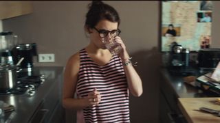 Juliane Kohler, Janina Fautz nude - Safari Match Me If You Can (2018)