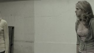 Peyton List hot, Cameron Goodman sexy - Shuttle (2008) Thriller Scene