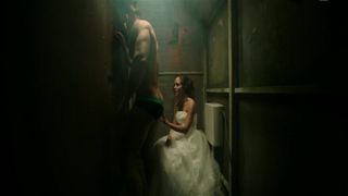 Lea Arnezeder nude - La Station (2017)