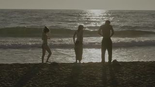 Alicia Vikander, Riley Keough, Riley Keough nude, Topless, Sex, FF in 'Earthquake Bird'