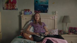 Maya Erskine, Anna Konkle nude - PEN15 s01e03-05 (2019)