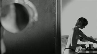 Roberta Mattei nude - Dimmi cosa vedi (2010)