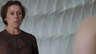 Amy Adams Sexy, Hot scene in 'Miss Pettigrew Lives for a Day'