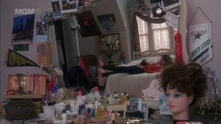 Marisa Tomei naked - Untamed Heart (1993)