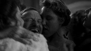 Eugenie Anselin, Samia Chancrin, Annika Meier, Annina Polivka nude - Der Hauptmann (2017)