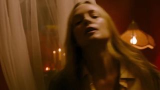Jennifer Ehle, Reyna de Courcy Nude, Heather Graham (nn) - Wetlands (2017)