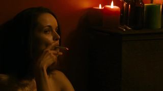 Jennifer Ehle, Reyna de Courcy Nude, Heather Graham (nn) - Wetlands (2017)