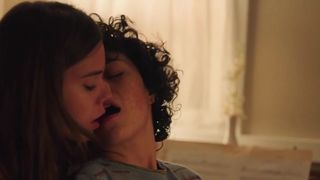 Laia Costa, Alia Shawkat naked - Duck Butter (2018) Lesbian Scene