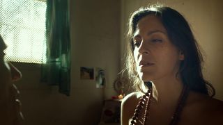 Ana Clara Fischer, Maria Fernanda Candido nude – Meu Amigo Hindu (My Hindu Friend) (2015)