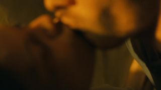 Kierston Wareing, Katie Jarvis naked - Fish Tank (2009)